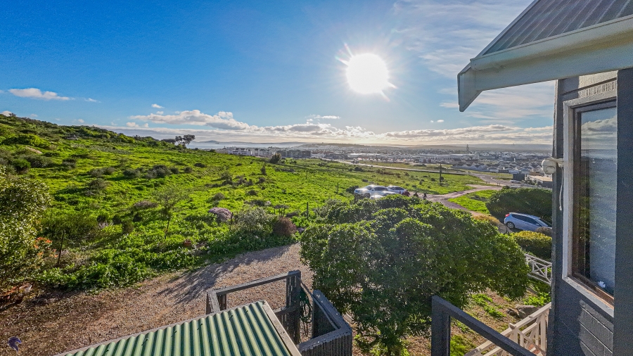 3 Bedroom Property for Sale in Olifantskop Western Cape